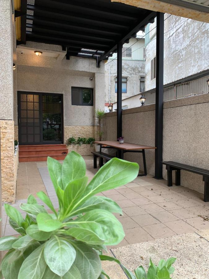 910 Hostel Yuli Exterior foto